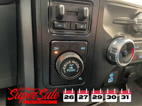 Used 2022 Ford F150 XLT w/ Equipment Group 302A High image 35