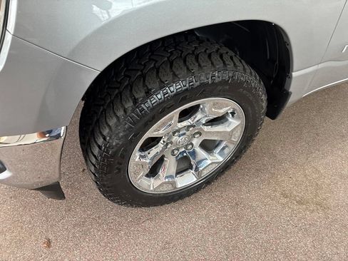 Used 2020 RAM 1500 Big Horn AWD/4WD image 4