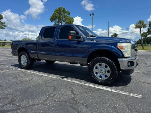 Used 2011 Ford F250 Lariat w/ Lariat Ultimate Pkg AWD/4WD image 4