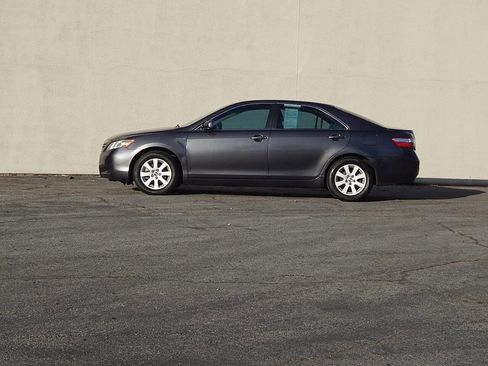 Used 2009 Toyota Camry Hybrid image 2