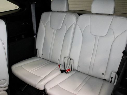 Used 2025 Kia Sorento SX Prestige AWD/4WD image 23