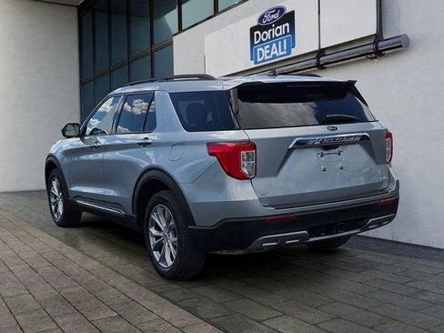 Certified 2023 Ford Explorer XLT w/ Equipment Group 202A AWD/4WD image 5