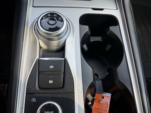 Used 2022 Ford Explorer XLT w/ Class IV Trailer Tow Package image 26