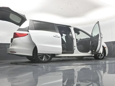 Used 2023 Honda Odyssey Touring image 61