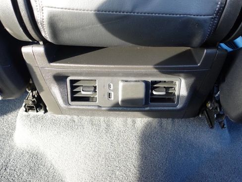 Used 2024 GMC Sierra 1500 Elevation image 29