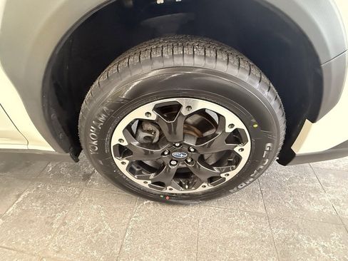 Used 2021 Subaru Crosstrek 2.0i Premium image 38