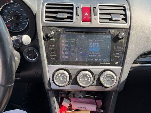 Used 2016 Subaru Crosstrek 2.0i Limited image 12