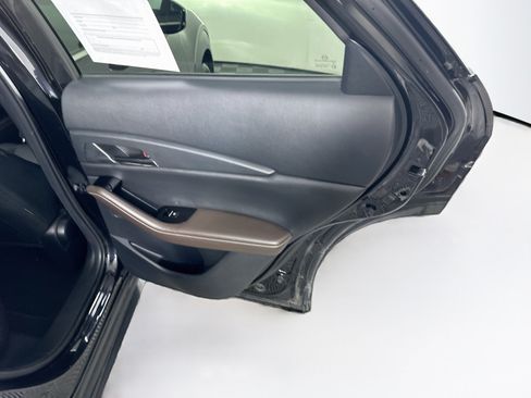 Used 2023 MAZDA CX-30 AWD 2.5 S w/ Premium Package image 31