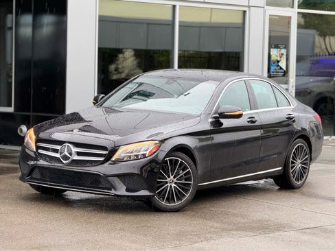 Used 2020 Mercedes-Benz C 300 Sedan image 2