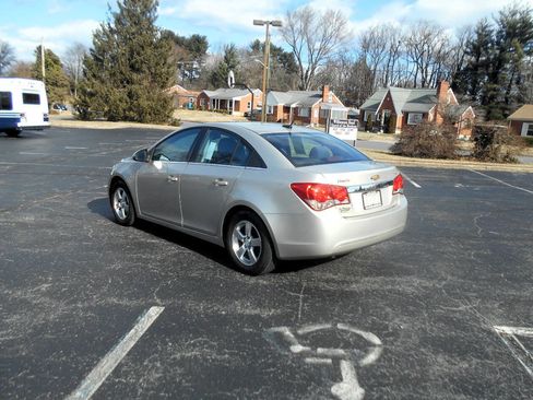 Used 2013 Chevrolet Cruze LT w/ All-Star Edition FWD image 8