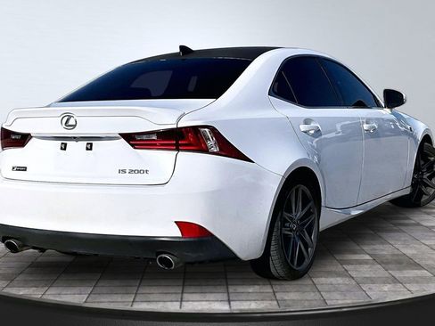 Used 2016 Lexus IS 200t RWD image 22