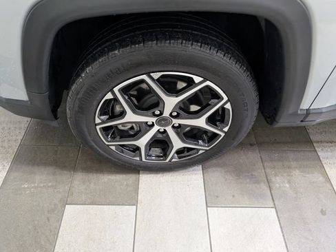Used 2025 Jeep Compass Limited AWD/4WD image 7