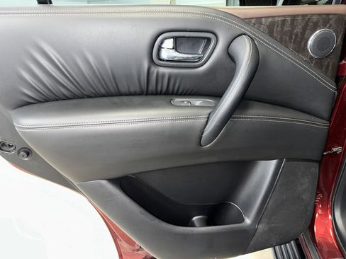 Used 2023 Nissan Armada Platinum w/ Captain's Chairs Package AWD/4WD image 19