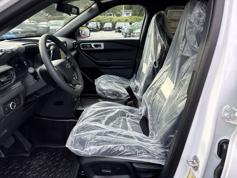 New 2025 Ford Explorer 4WD Police Interceptor image 12