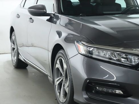 Used 2020 Honda Accord EX image 8