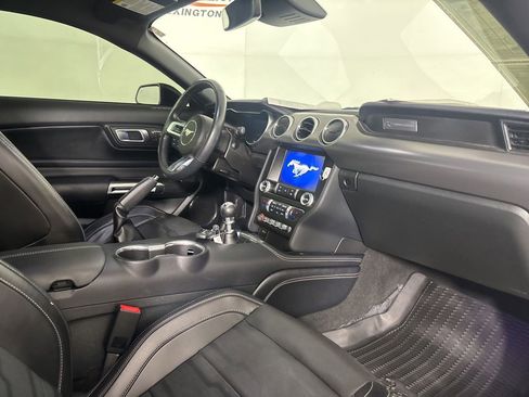 Used 2021 Ford Mustang GT Premium w/ Equipment Group 401A RWD image 25