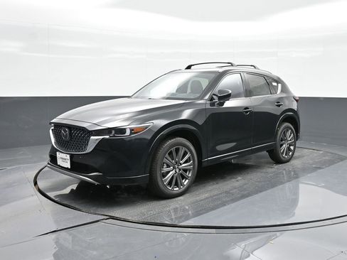 Used 2024 MAZDA CX-5 Signature image 1