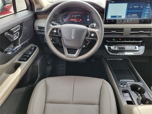 New 2026 Lincoln Corsair Reserve image 29