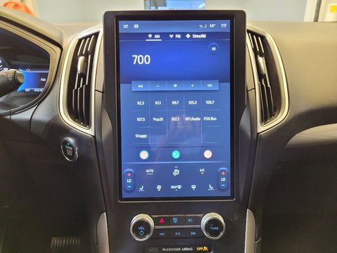 Used 2023 Ford Edge SEL image 25