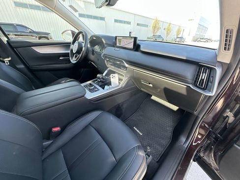 Used 2024 MAZDA CX-90 3.3 Turbo w/ Premium Package AWD/4WD image 30