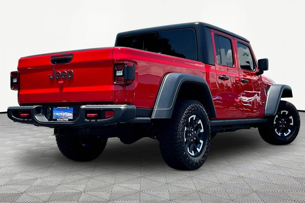 Used 2026 Jeep Gladiator Rubicon AWD/4WD image 7