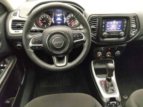 Used 2018 Jeep Compass Sport FWD image 22
