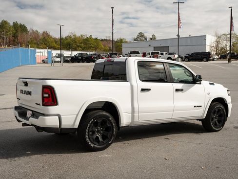 New 2026 RAM 1500 Big Horn AWD/4WD image 10