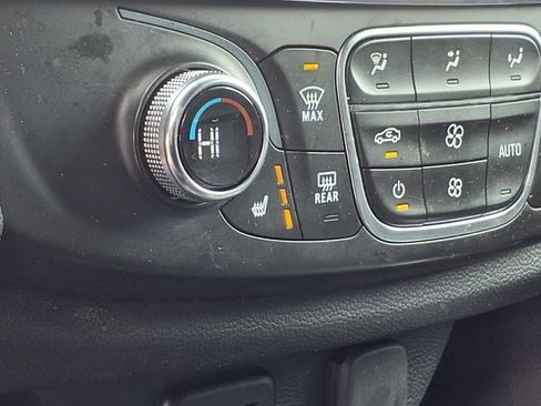 Used 2023 Chevrolet Traverse LT w/ LPO, Floor Liner Package image 5