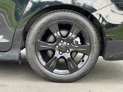 Used 2015 Toyota Sienna SE Premium FWD image 45