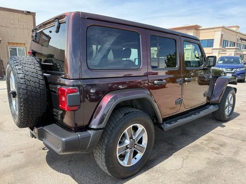 Used 2021 Jeep Wrangler Unlimited Sahara image 3