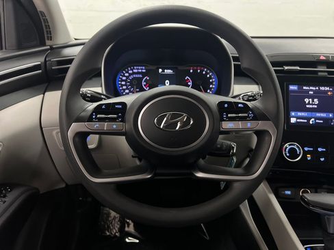 Used 2024 Hyundai Tucson SE FWD image 15