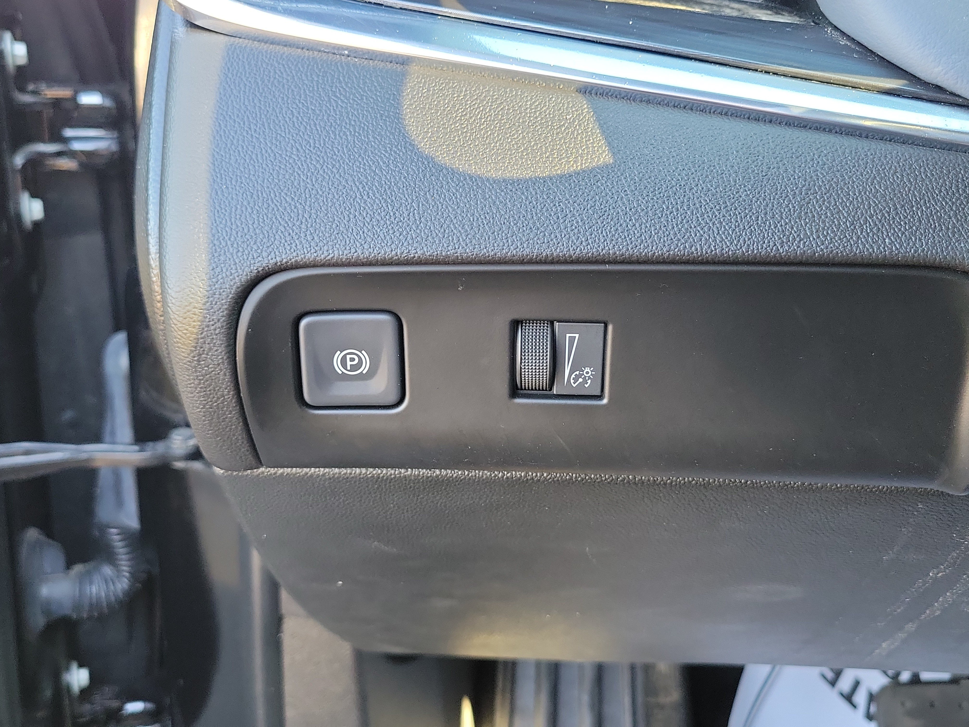 Used 2023 Buick Enclave Essence w/ Experience Buick Package AWD/4WD image 21