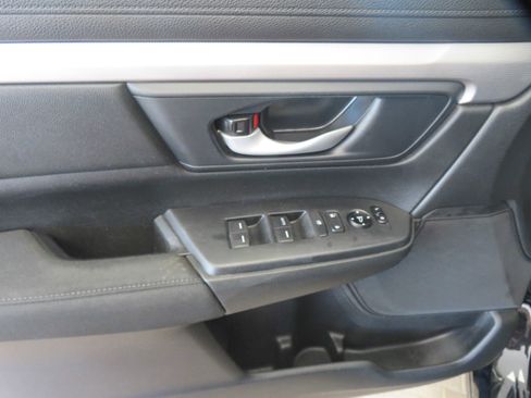 Used 2021 Honda CR-V LX image 14