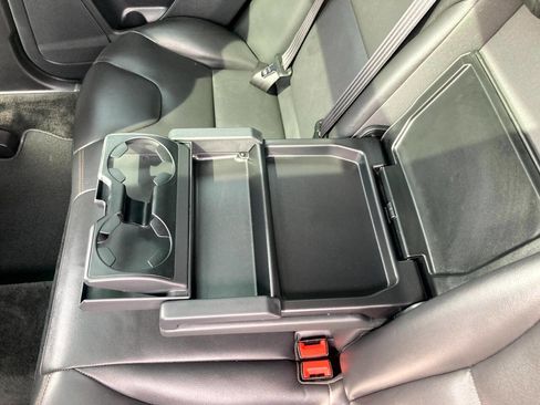 Used 2017 Volvo XC60 T5 Dynamic w/ Preferred Option Package image 16