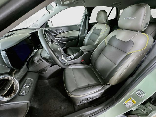 Used 2025 Chevrolet Trax ACTIV w/ Driver Confidence Package FWD image 28