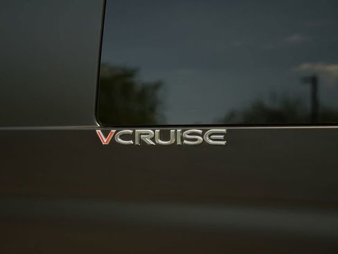 Used 2024 Mercedes-Benz Sprinter 3500 image 15