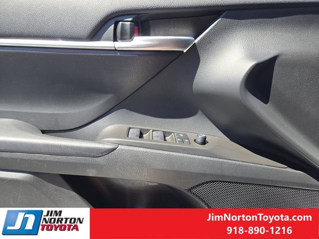 Used 2024 Toyota Camry SE FWD image 23