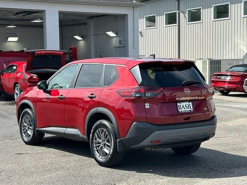 Used 2023 Nissan Rogue S AWD/4WD image 11