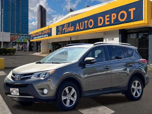 Used 2015 Toyota RAV4 XLE AWD/4WD image 1