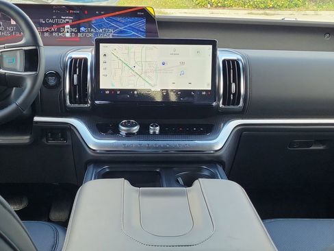 New 2026 Ford Expedition Max Platinum AWD/4WD image 18