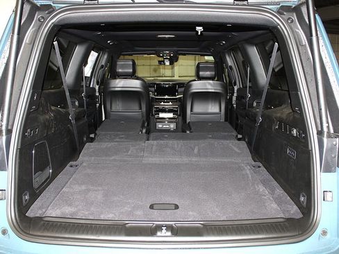 New 2026 Jeep Grand Wagoneer L Limited AWD/4WD image 42