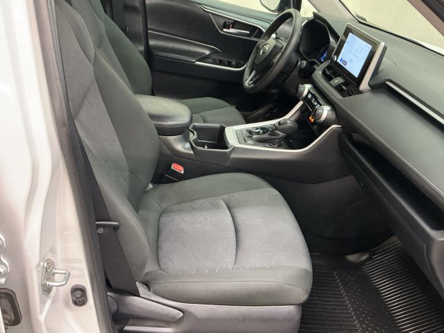 Used 2025 Toyota RAV4 XLE w/ Weather Package AWD/4WD image 21