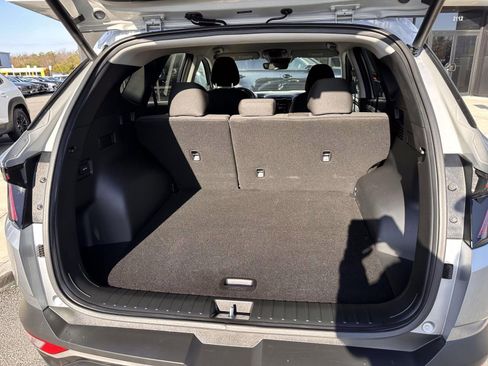 Used 2023 Hyundai Tucson SEL w/ Winter Package AWD/4WD image 7
