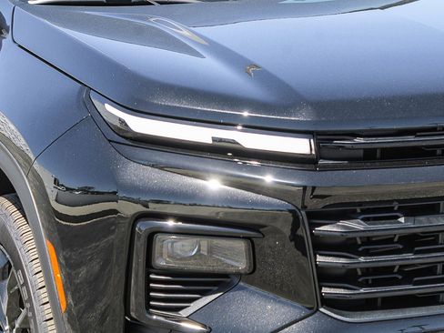 New 2026 Chevrolet Traverse LT w/ Midnight/Sport Edition image 4