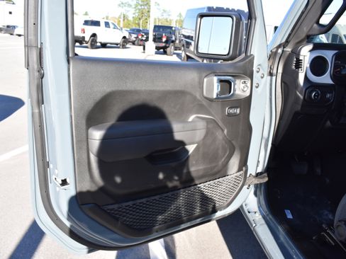 New 2026 Jeep Gladiator Sport image 24