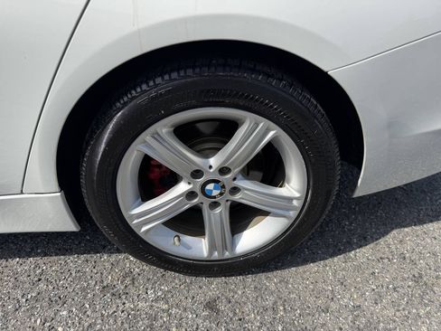 Used 2014 BMW 320i xDrive Sedan AWD/4WD image 47