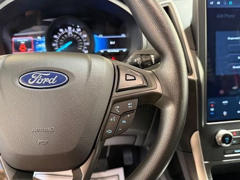 Used 2024 Ford Edge SE w/ Black Appearance Package AWD/4WD image 32