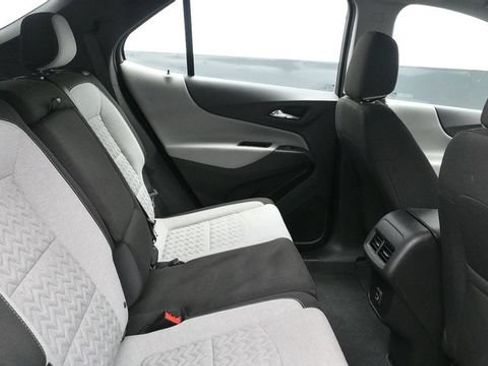 Used 2024 Chevrolet Equinox LS FWD image 9