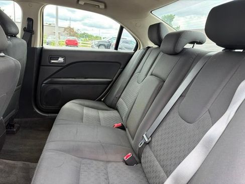 Used 2011 Ford Fusion SE FWD image 19