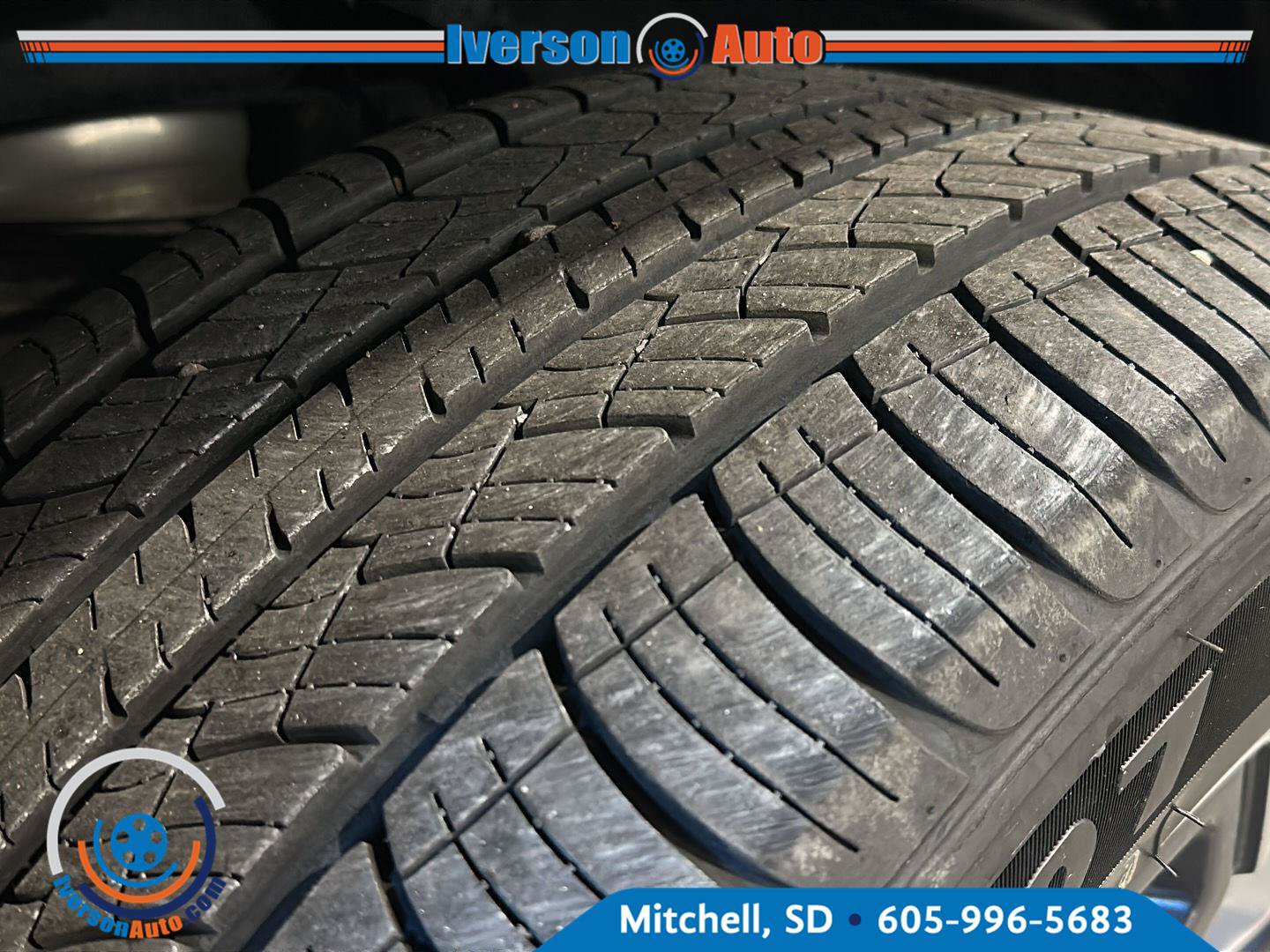 Used 2024 RAM 1500 Limited AWD/4WD image 11
